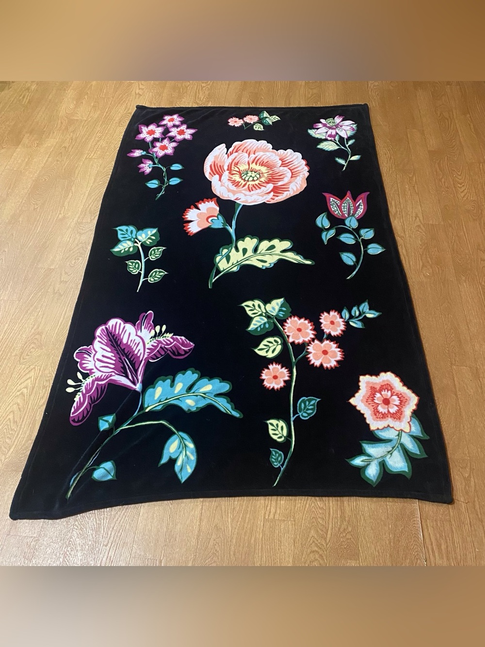 Vera Bradley Plush Throw Blanket in Vines Floral print